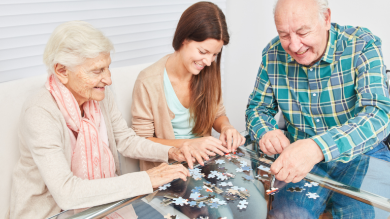 Comment faire manger une personne âgée qui ne veut pas manger ? Comment faire manger une personne âgée qui ne veut pas manger ?