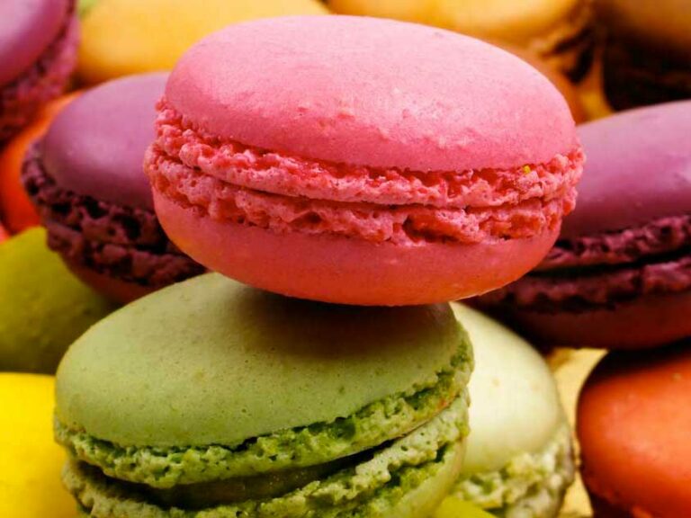 Comment faire pour avoir des macarons blancs ? Comment faire pour avoir des macarons blancs ?