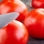 Comment faire pour peler des tomates ?