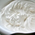 Comment faire pour que la chantilly ne tombe pas ?