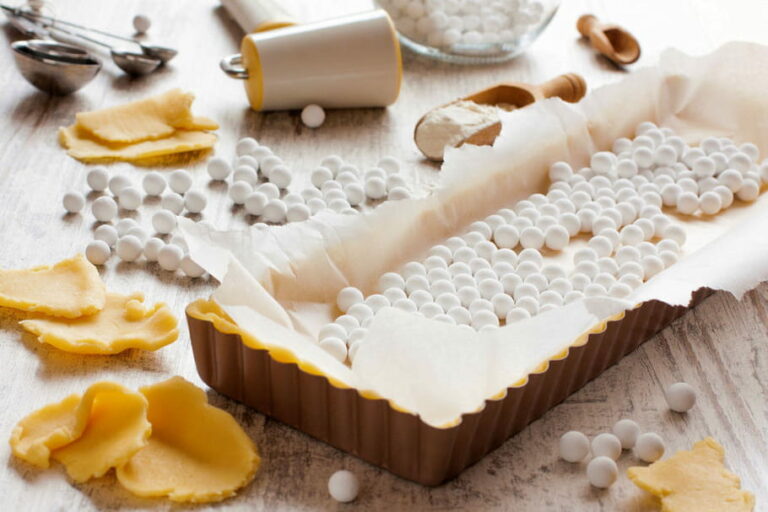 Comment faire pour que la nougatine ne colle pas ?