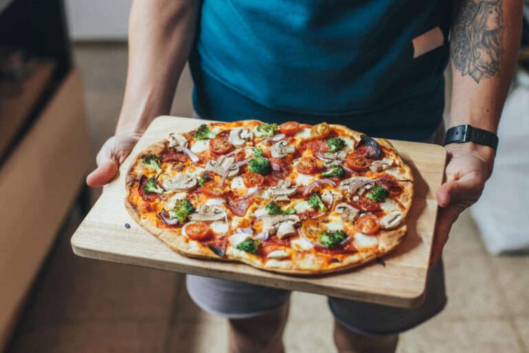 Comment faire pour que la pâte à pizza ne colle pas ?