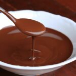 Comment faire pour que le chocolat fondu reste liquide ?
