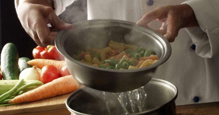 Comment faire pour que les vermicelles ne collent pas ? Comment faire pour que les vermicelles ne collent pas ?