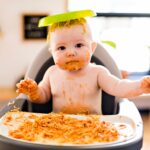 Comment faire pour qu'un enfant mange des morceaux ?