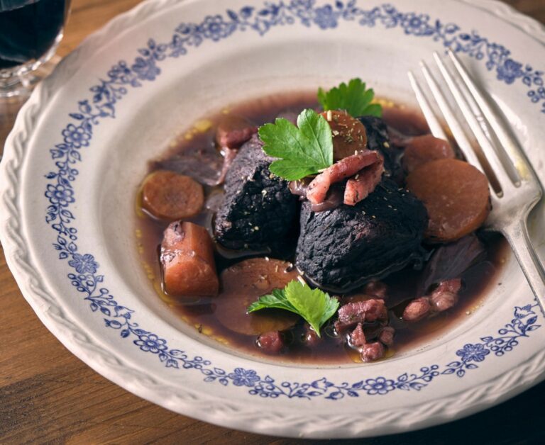 Comment faire un bourguignon moelleux ? Comment faire un bourguignon moelleux ?