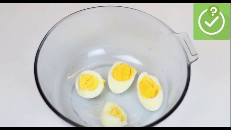 Comment faire bouillir un œuf au micro-ondes ? Comment faire un œuf dur au micro ?