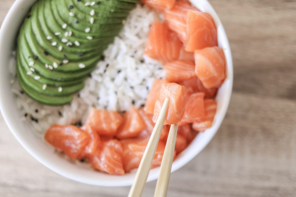Comment faire un poke bowl maison