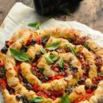 Comment faire une bonne pizza avec une pâte toute prête ?