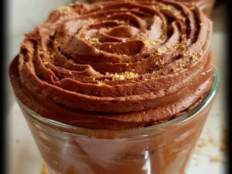 Comment faire une mousse au chocolat de Cyril Lignac ?