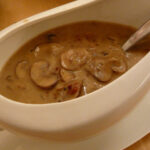 Comment faire une sauce aux champignons facile ?