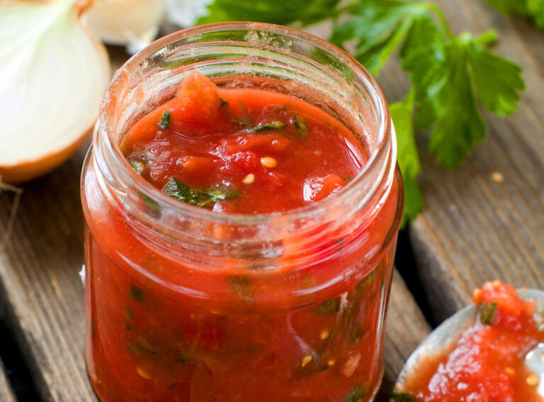 Comment faire une sauce avec des tomates fraîches ? Comment faire une sauce avec des tomates fraîches ?