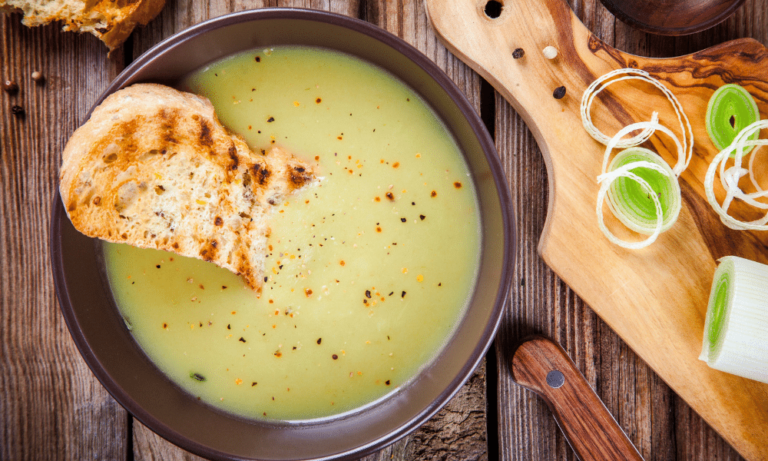 Comment faire une soupe de poireaux pomme de terre ? Comment faire une soupe de poireaux pomme de terre ?