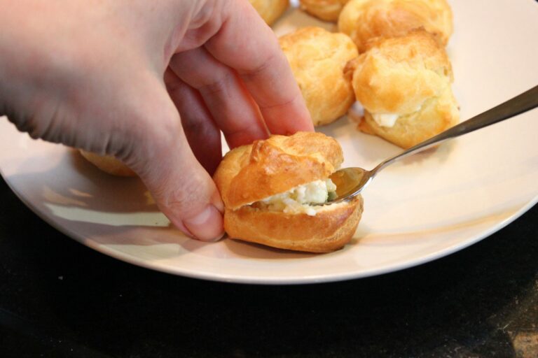 Comment fourrer des choux ?