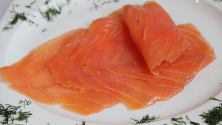 Comment manger un bon saumon fumé ?