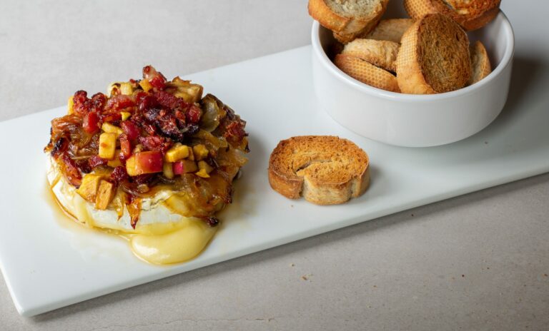 Comment manger un brie fondant ? Comment manger un brie fondant ?