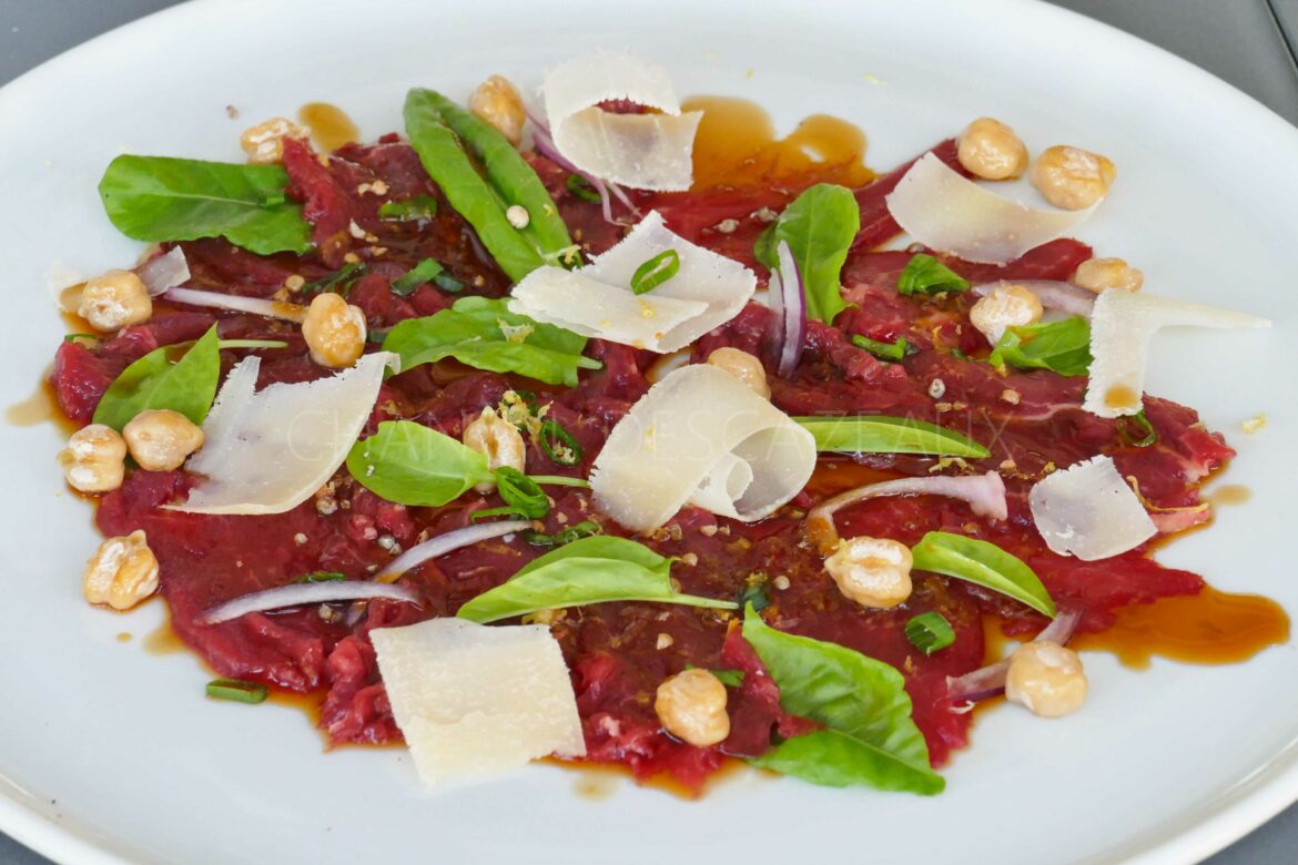 Comment manger un carpaccio de bœuf