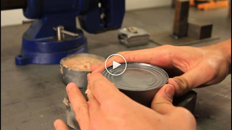 Comment manger une boîte de conserve ?