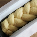 Comment mettre brioche dans moule ?