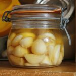 Comment mettre de l'ail en conserve ?