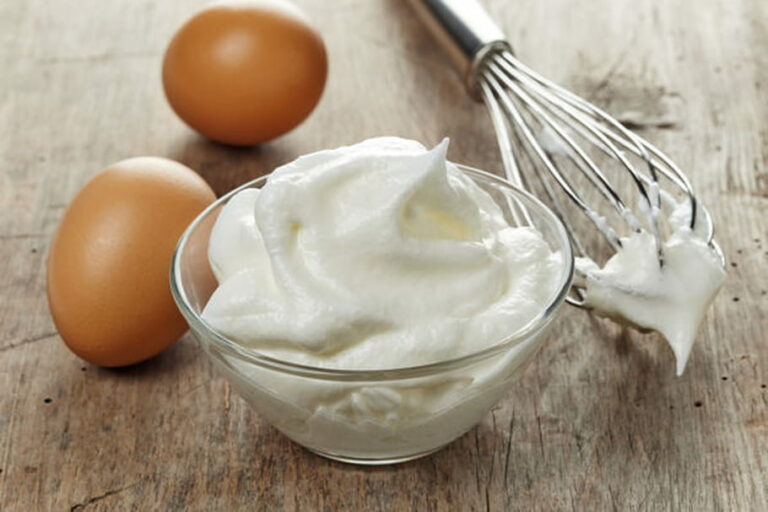 Comment monter des blancs en neige avec un batteur ? Comment monter des blancs en neige avec un batteur ?