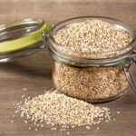 Comment moudre des graines de moutarde ?