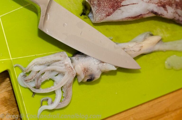 Comment nettoyer calamars frais ?