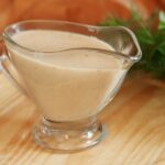 Comment on fait de la sauce fromagère ?