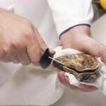 Comment ouvrir huîtres creuses ?