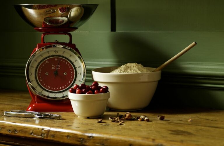 Comment peser 150 g de farine sans balance ? Comment peser 150 g de farine sans balance ?