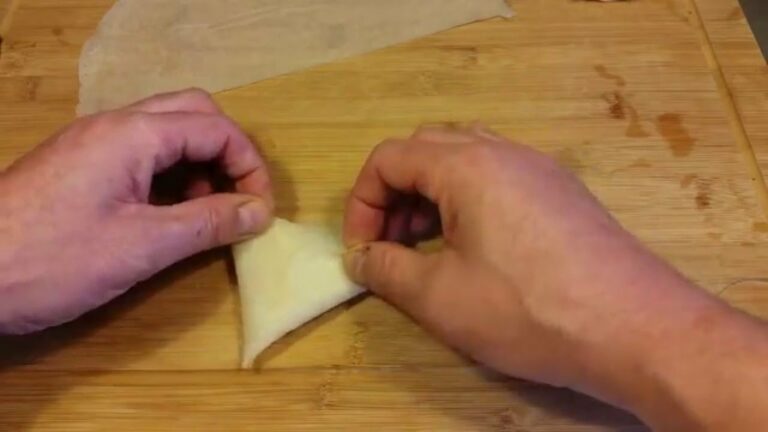 Comment plier les brick en rouleau ?