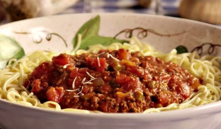 Comment préparer une sauce pour les spaghetti ?