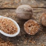 Comment râper des noix ?