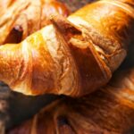 Comment reconnaître un croissant artisanal d'un croissant industriel ?