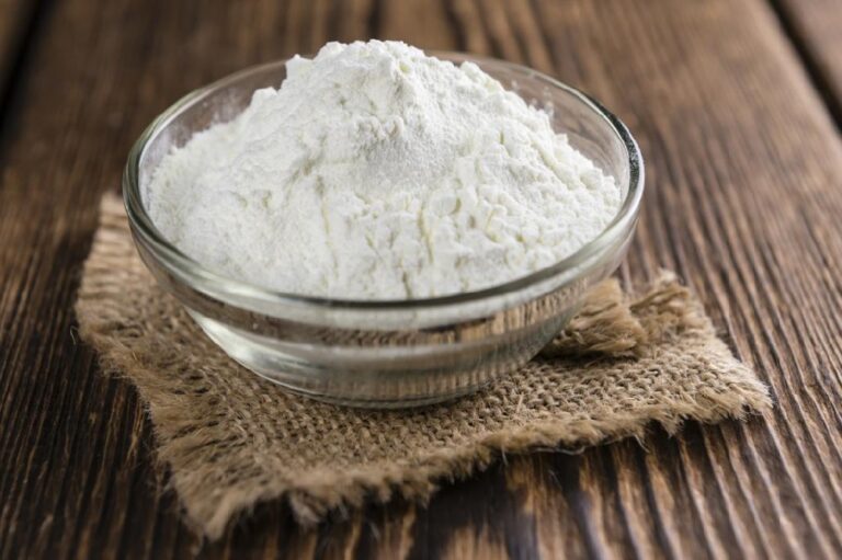 Comment remplacer le lait en poudre dans une recette de pain ?