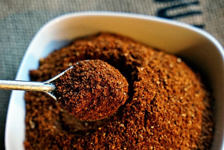 Comment remplacer le mélange 5 épices ?