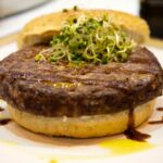 Comment rendre meilleur un steak haché ?