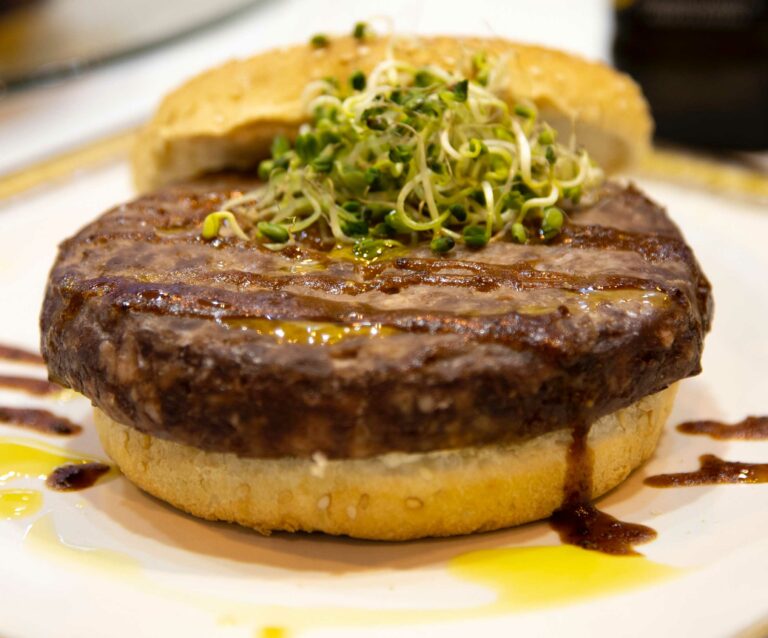 Comment rendre meilleur un steak haché ?