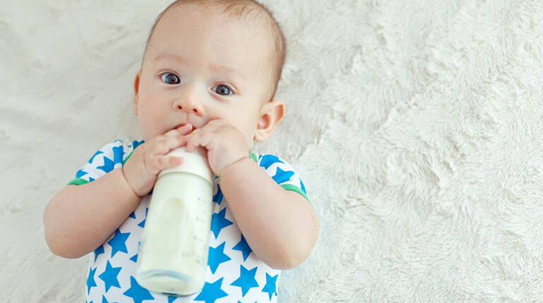Comment savoir si bébé ne supporte pas le lait en poudre ? Comment savoir si bébé ne supporte pas le lait en poudre ?