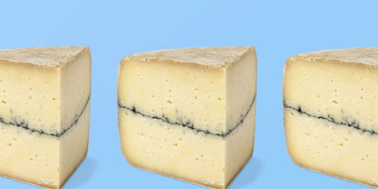 Comment savoir si le fromage est périmé ? Comment savoir si le fromage est périmé ?