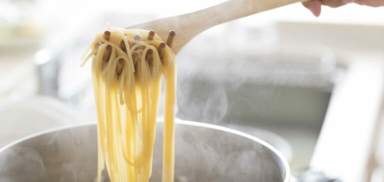 Comment savoir si les pâtes sont cuites ? Comment savoir si les pâtes sont cuites ?