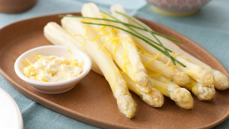 Comment se mange les asperges blanches ?