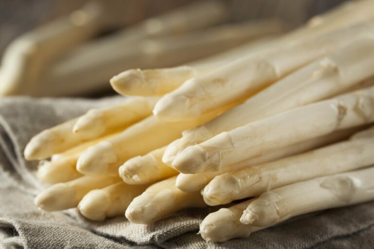 Comment se prépare les asperges blanches ? Comment se prépare les asperges blanches ?