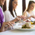 Comment se tenir dans un restaurant gastronomique ?