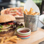 Comment servir un burger chaud ?