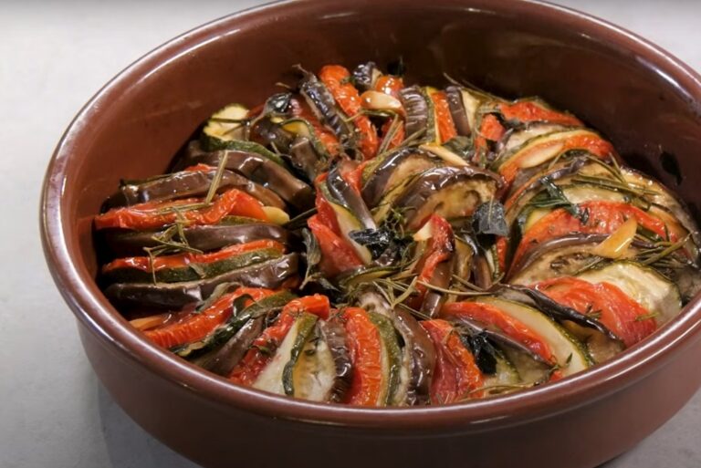 Cyril Lignac dévoile sa recette de champs de légumes ensoleillés faciles et parfumés