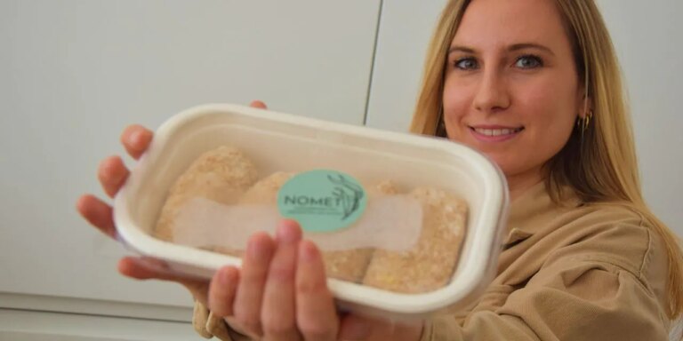 Elle réinvente la croquette aux crevettes de son enfance mais… sans crevettes