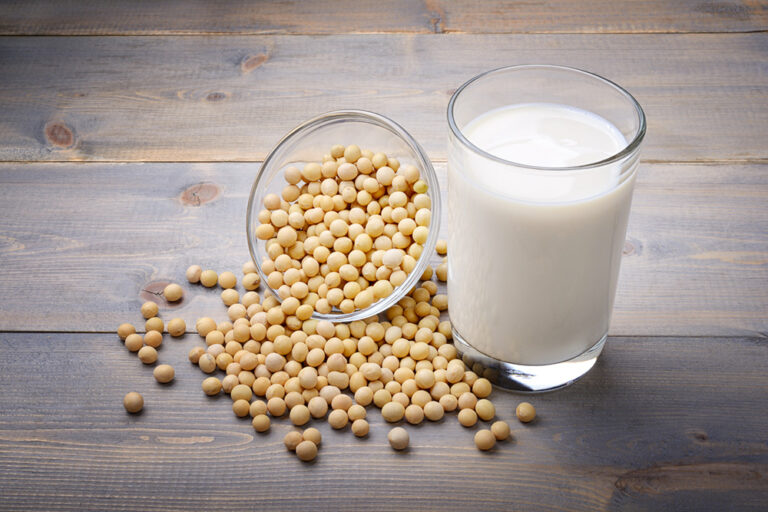 Est-ce bon de boire du lait de soja ?
