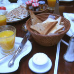 Est-ce bon de boire un jus d'orange pressé le matin ?