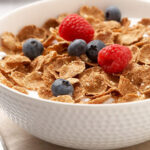 Est-ce bon de manger des céréales le soir ?